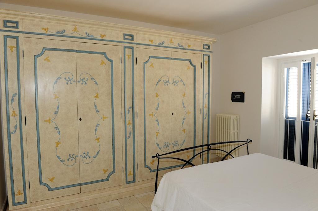 Palazzo Altavilla Остуни Экстерьер фото